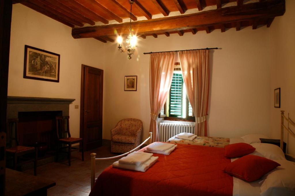 Casa Vacanze Villa Giusterna Monte Benichi Cameră foto
