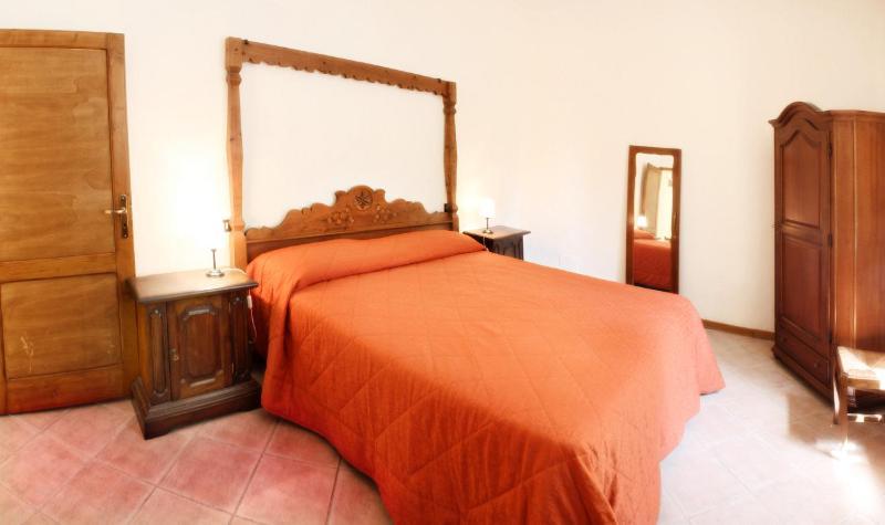 Casa Vacanze Villa Giusterna Monte Benichi Cameră foto